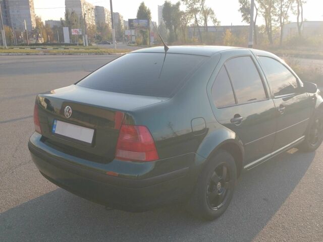 Фольксваген Бора 2003 у Харкові на Automoto.ua Зелений Фольксваген Бора, об'ємом двигуна 1.6 л та пробігом 300 тис. км за 3800 $, фото 2 на Automoto.ua