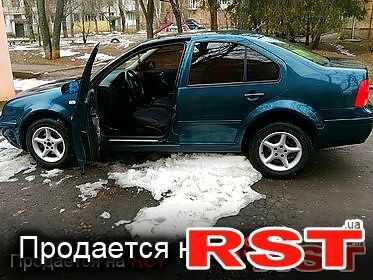 Зелений Фольксваген Бора, об'ємом двигуна 1.6 л та пробігом 290 тис. км за 5000 $, фото 1 на Automoto.ua