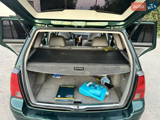 Зеленый Фольксваген Бора, объемом двигателя 1.9 л и пробегом 351 тыс. км за 4500 $, фото 17 на Automoto.ua