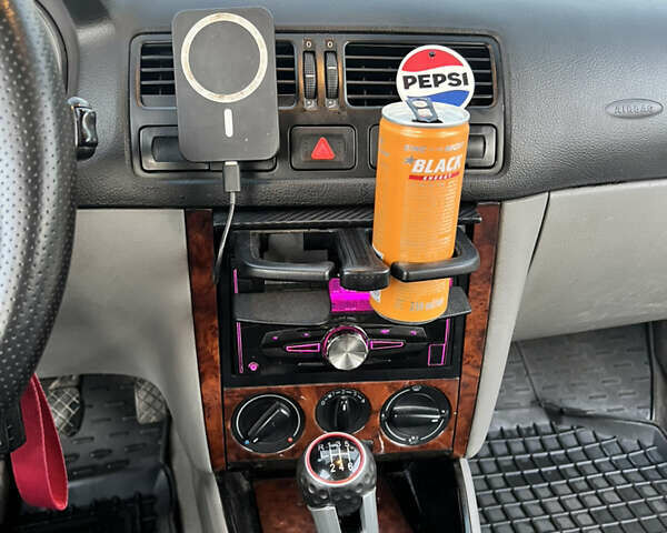 Зеленый Фольксваген Бора, объемом двигателя 1.9 л и пробегом 351 тыс. км за 4500 $, фото 12 на Automoto.ua