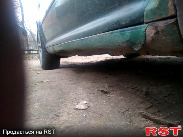 Зеленый Фольксваген Бора, объемом двигателя 1.9 л и пробегом 390 тыс. км за 2860 $, фото 6 на Automoto.ua