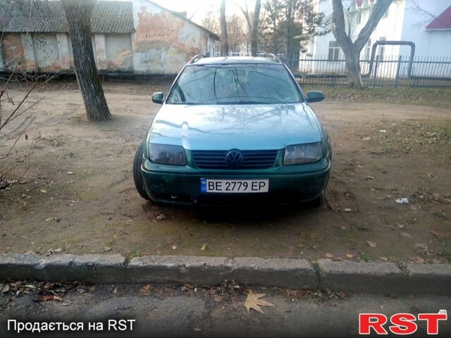 Зеленый Фольксваген Бора, объемом двигателя 1.9 л и пробегом 390 тыс. км за 2860 $, фото 4 на Automoto.ua