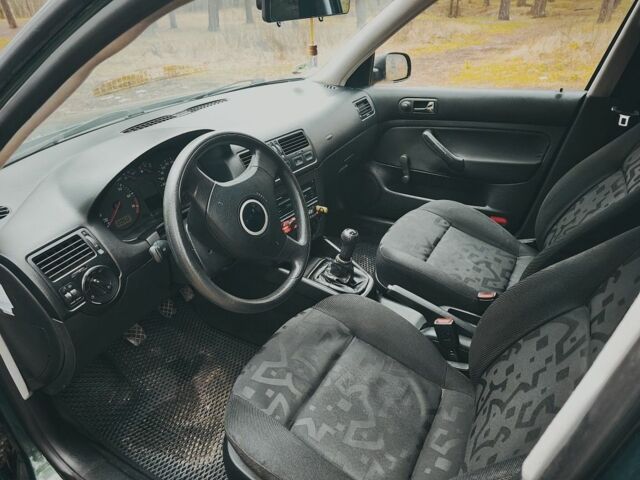 Зелений Фольксваген Бора, об'ємом двигуна 1.6 л та пробігом 273 тис. км за 4200 $, фото 13 на Automoto.ua