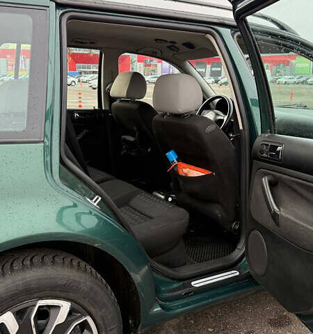 Зелений Фольксваген Бора, об'ємом двигуна 1.98 л та пробігом 219 тис. км за 3600 $, фото 19 на Automoto.ua