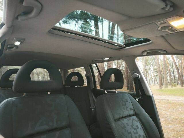 Зелений Фольксваген Бора, об'ємом двигуна 1.6 л та пробігом 273 тис. км за 4200 $, фото 21 на Automoto.ua