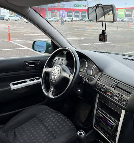 Зелений Фольксваген Бора, об'ємом двигуна 1.98 л та пробігом 219 тис. км за 3600 $, фото 18 на Automoto.ua