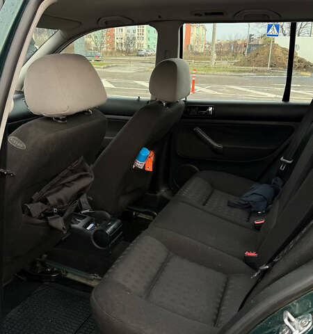 Зелений Фольксваген Бора, об'ємом двигуна 1.98 л та пробігом 219 тис. км за 3600 $, фото 14 на Automoto.ua