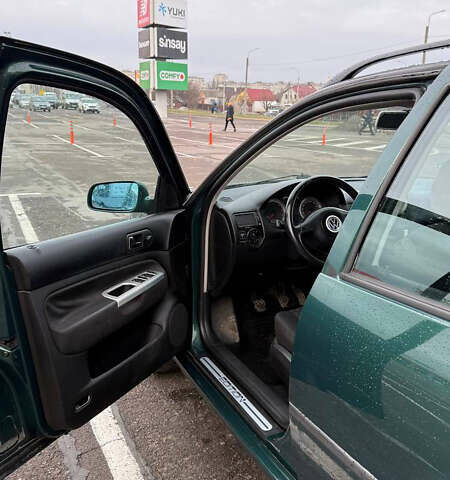 Зелений Фольксваген Бора, об'ємом двигуна 1.98 л та пробігом 219 тис. км за 3600 $, фото 12 на Automoto.ua