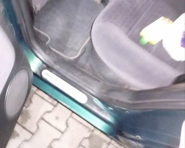 Зеленый Фольксваген Бора, объемом двигателя 1.6 л и пробегом 266 тыс. км за 4800 $, фото 12 на Automoto.ua