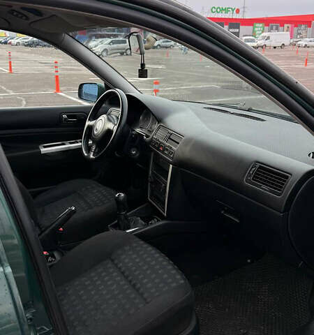 Зелений Фольксваген Бора, об'ємом двигуна 1.98 л та пробігом 219 тис. км за 3600 $, фото 17 на Automoto.ua