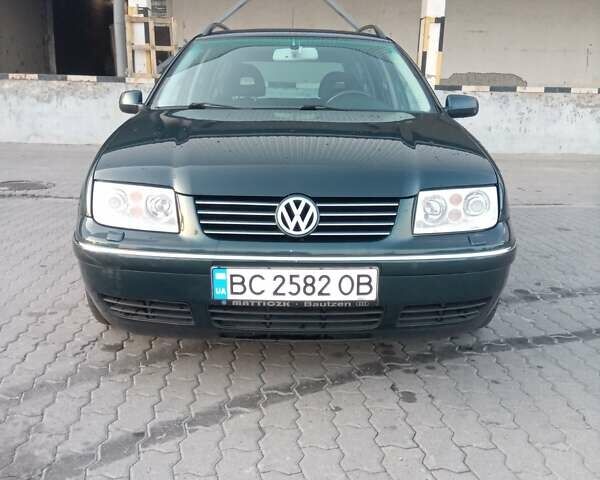 Зеленый Фольксваген Бора, объемом двигателя 2 л и пробегом 250 тыс. км за 3600 $, фото 2 на Automoto.ua