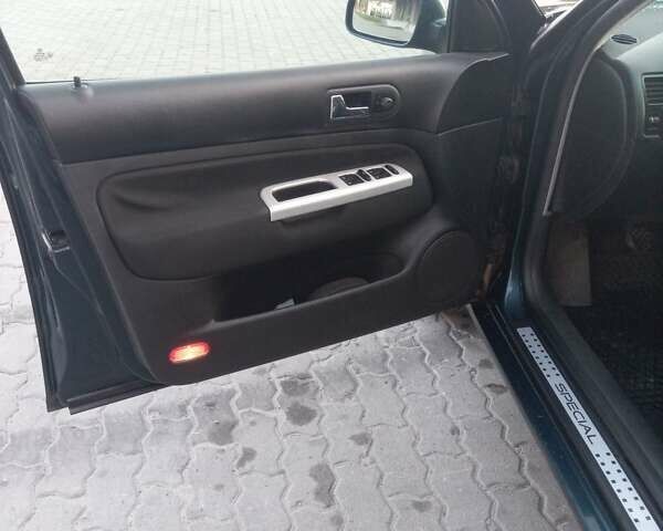 Зеленый Фольксваген Бора, объемом двигателя 2 л и пробегом 250 тыс. км за 3600 $, фото 13 на Automoto.ua