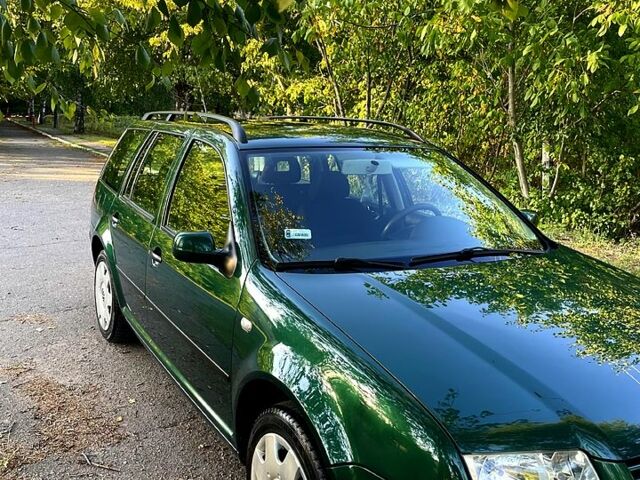 Зелений Фольксваген Бора, об'ємом двигуна 1.6 л та пробігом 240 тис. км за 4100 $, фото 3 на Automoto.ua