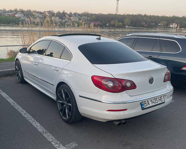 Белый Фольксваген CC / Passat CC, объемом двигателя 1.98 л и пробегом 247 тыс. км за 10900 $, фото 3 на Automoto.ua
