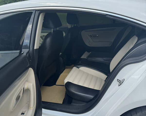 Белый Фольксваген CC / Passat CC, объемом двигателя 1.98 л и пробегом 195 тыс. км за 8700 $, фото 11 на Automoto.ua