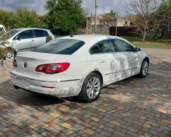 Білий Фольксваген CC / Passat CC, об'ємом двигуна 1.98 л та пробігом 250 тис. км за 7900 $, фото 1 на Automoto.ua