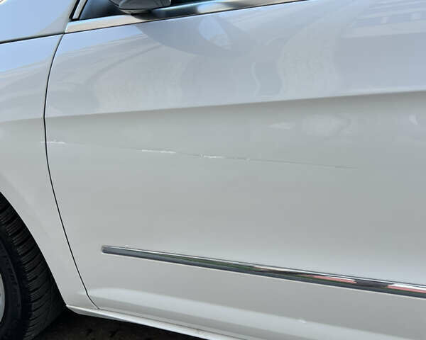 Белый Фольксваген CC / Passat CC, объемом двигателя 1.8 л и пробегом 235 тыс. км за 8500 $, фото 10 на Automoto.ua