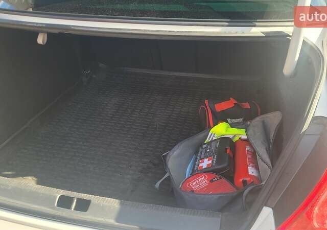 Белый Фольксваген CC / Passat CC, объемом двигателя 1.97 л и пробегом 246 тыс. км за 10300 $, фото 18 на Automoto.ua