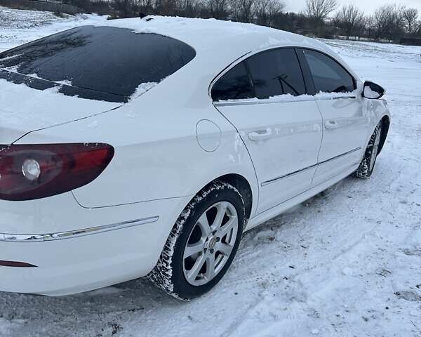 Белый Фольксваген CC / Passat CC, объемом двигателя 1.98 л и пробегом 242 тыс. км за 8300 $, фото 5 на Automoto.ua