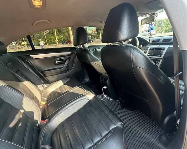 Белый Фольксваген CC / Passat CC, объемом двигателя 2 л и пробегом 240 тыс. км за 7650 $, фото 8 на Automoto.ua