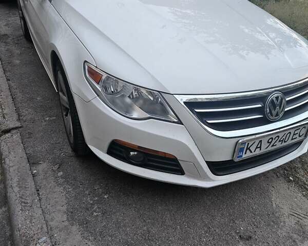 Белый Фольксваген CC / Passat CC, объемом двигателя 1.98 л и пробегом 171 тыс. км за 9300 $, фото 8 на Automoto.ua