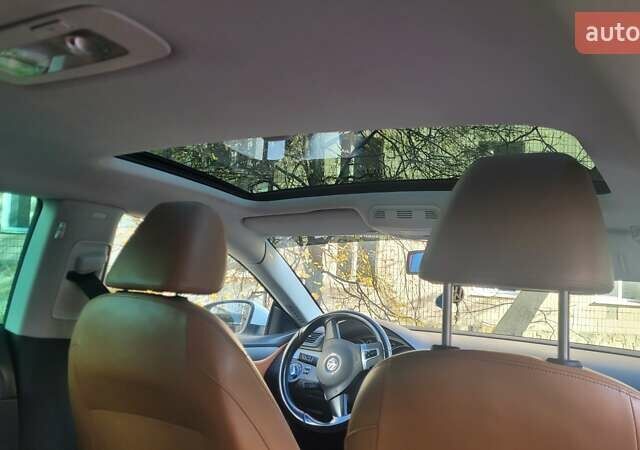 Белый Фольксваген CC / Passat CC, объемом двигателя 1.97 л и пробегом 246 тыс. км за 10300 $, фото 9 на Automoto.ua