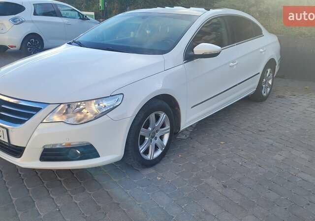Белый Фольксваген CC / Passat CC, объемом двигателя 1.97 л и пробегом 246 тыс. км за 10300 $, фото 4 на Automoto.ua