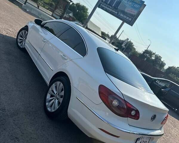 Белый Фольксваген CC / Passat CC, объемом двигателя 2 л и пробегом 240 тыс. км за 7650 $, фото 3 на Automoto.ua