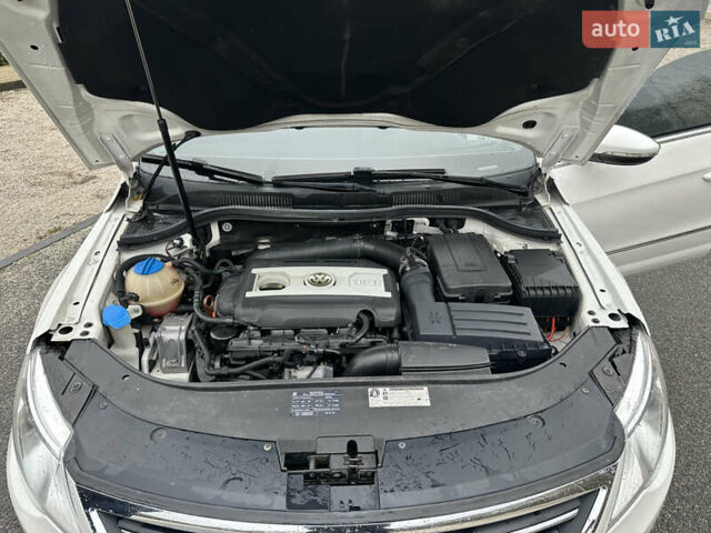 Белый Фольксваген CC / Passat CC, объемом двигателя 1.98 л и пробегом 224 тыс. км за 7700 $, фото 12 на Automoto.ua
