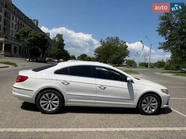 Белый Фольксваген CC / Passat CC, объемом двигателя 1.98 л и пробегом 200 тыс. км за 8000 $, фото 3 на Automoto.ua