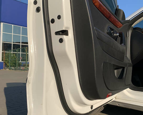 Белый Фольксваген CC / Passat CC, объемом двигателя 1.8 л и пробегом 162 тыс. км за 9250 $, фото 12 на Automoto.ua