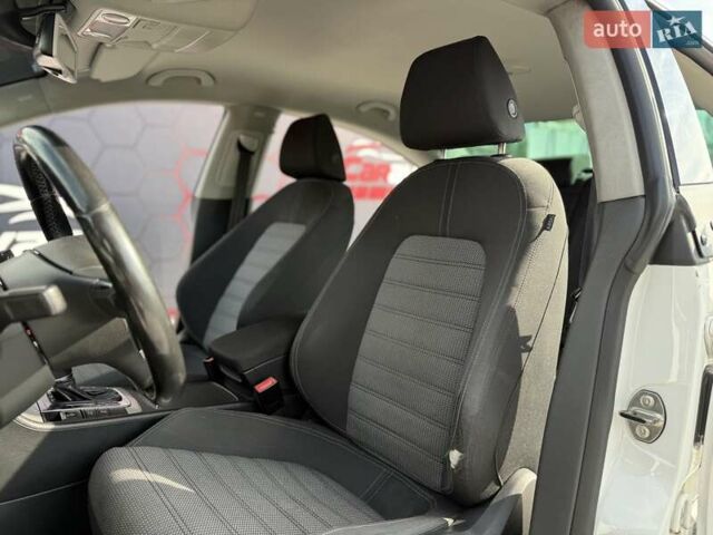 Білий Фольксваген CC / Passat CC, об'ємом двигуна 1.8 л та пробігом 190 тис. км за 7500 $, фото 13 на Automoto.ua