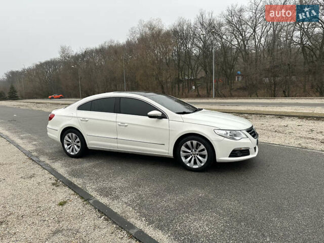 Белый Фольксваген CC / Passat CC, объемом двигателя 1.98 л и пробегом 224 тыс. км за 7700 $, фото 2 на Automoto.ua