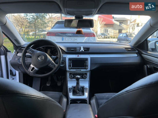 Белый Фольксваген CC / Passat CC, объемом двигателя 1.8 л и пробегом 235 тыс. км за 8500 $, фото 17 на Automoto.ua