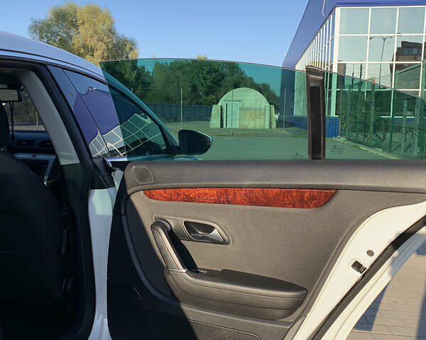 Белый Фольксваген CC / Passat CC, объемом двигателя 1.8 л и пробегом 162 тыс. км за 9250 $, фото 27 на Automoto.ua