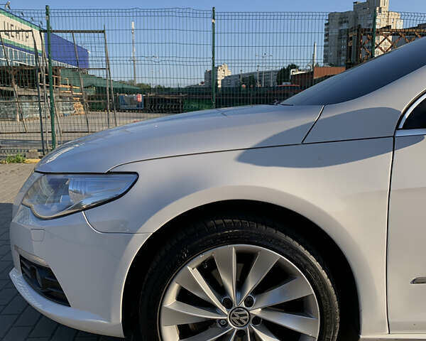 Белый Фольксваген CC / Passat CC, объемом двигателя 1.8 л и пробегом 162 тыс. км за 9250 $, фото 1 на Automoto.ua