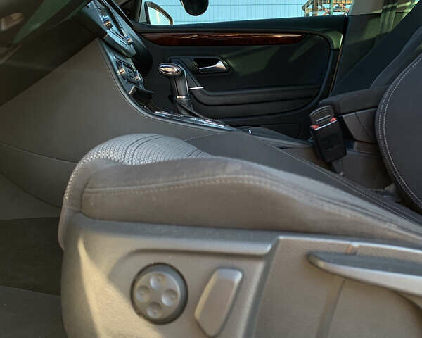 Білий Фольксваген CC / Passat CC, об'ємом двигуна 1.8 л та пробігом 162 тис. км за 9750 $, фото 11 на Automoto.ua
