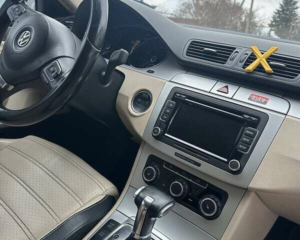 Белый Фольксваген CC / Passat CC, объемом двигателя 1.98 л и пробегом 242 тыс. км за 8300 $, фото 10 на Automoto.ua