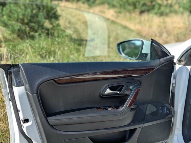 Белый Фольксваген CC / Passat CC, объемом двигателя 1.98 л и пробегом 203 тыс. км за 7999 $, фото 7 на Automoto.ua