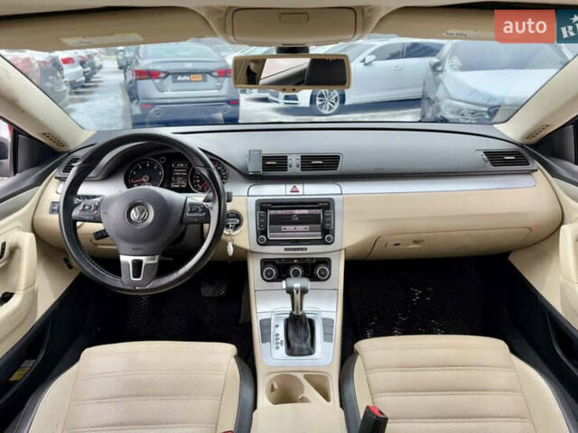 Белый Фольксваген CC / Passat CC, объемом двигателя 2 л и пробегом 235 тыс. км за 8800 $, фото 9 на Automoto.ua