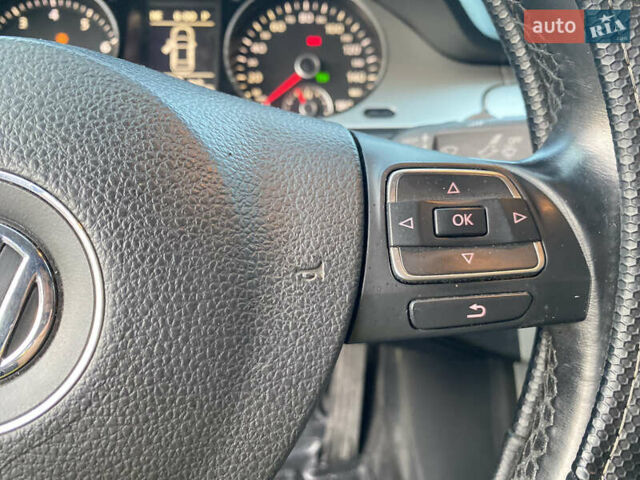 Фольксваген CC / Passat CC 2010 в Виннице на Automoto.ua Белый Фольксваген CC / Passat CC, объемом двигателя 1.98 л и пробегом 214 тыс. км за 7700 $, фото 18 на Automoto.ua