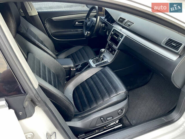 Белый Фольксваген CC / Passat CC, объемом двигателя 1.98 л и пробегом 268 тыс. км за 7650 $, фото 31 на Automoto.ua