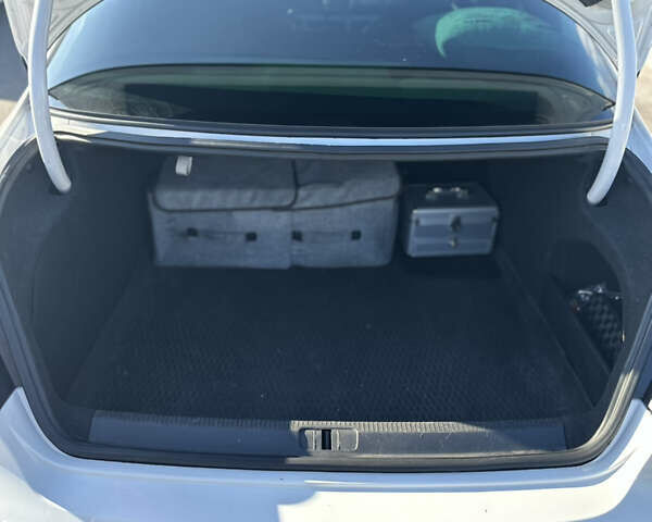 Белый Фольксваген CC / Passat CC, объемом двигателя 1.8 л и пробегом 219 тыс. км за 8000 $, фото 10 на Automoto.ua