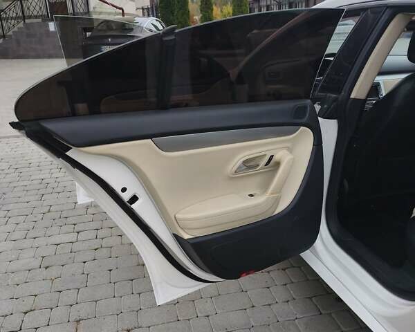 Білий Фольксваген CC / Passat CC, об'ємом двигуна 1.98 л та пробігом 254 тис. км за 7900 $, фото 17 на Automoto.ua