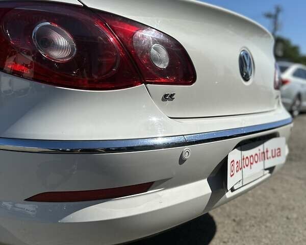 Белый Фольксваген CC / Passat CC, объемом двигателя 1.98 л и пробегом 148 тыс. км за 8900 $, фото 10 на Automoto.ua