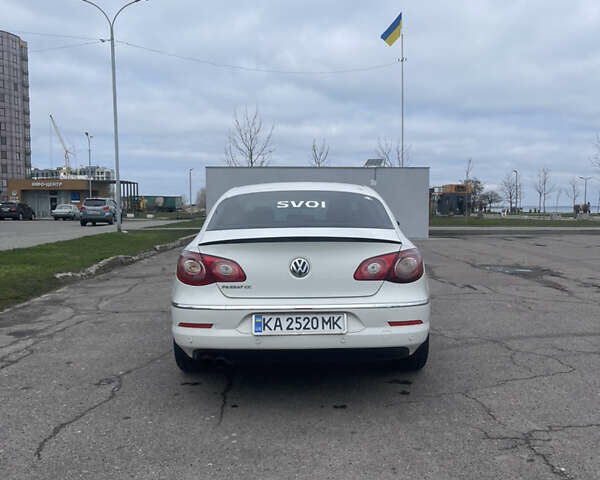 Белый Фольксваген CC / Passat CC, объемом двигателя 1.98 л и пробегом 330 тыс. км за 7600 $, фото 14 на Automoto.ua
