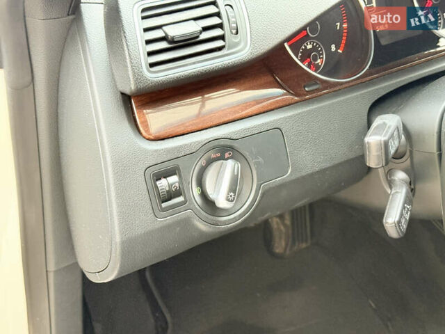 Белый Фольксваген CC / Passat CC, объемом двигателя 1.98 л и пробегом 217 тыс. км за 7900 $, фото 30 на Automoto.ua