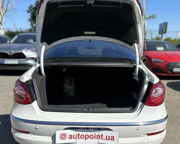 Белый Фольксваген CC / Passat CC, объемом двигателя 1.98 л и пробегом 148 тыс. км за 8900 $, фото 12 на Automoto.ua