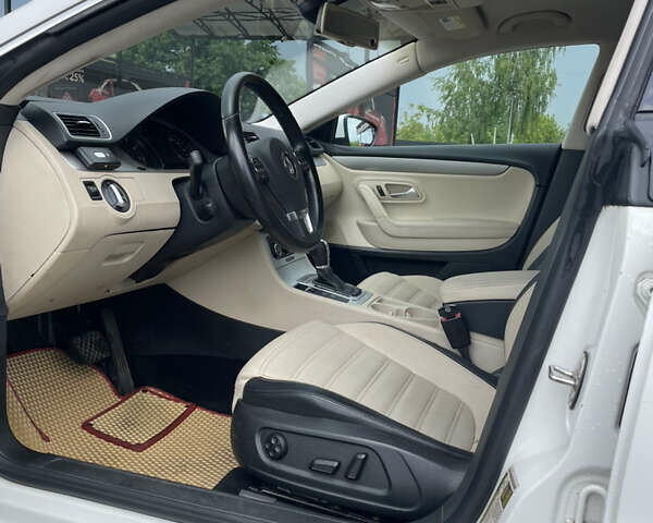 Білий Фольксваген CC / Passat CC, об'ємом двигуна 1.98 л та пробігом 250 тис. км за 7600 $, фото 18 на Automoto.ua