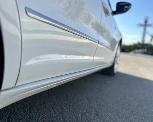 Белый Фольксваген CC / Passat CC, объемом двигателя 1.8 л и пробегом 219 тыс. км за 8000 $, фото 12 на Automoto.ua